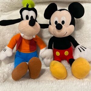 Goofy and Mickey Mouse Stuffie